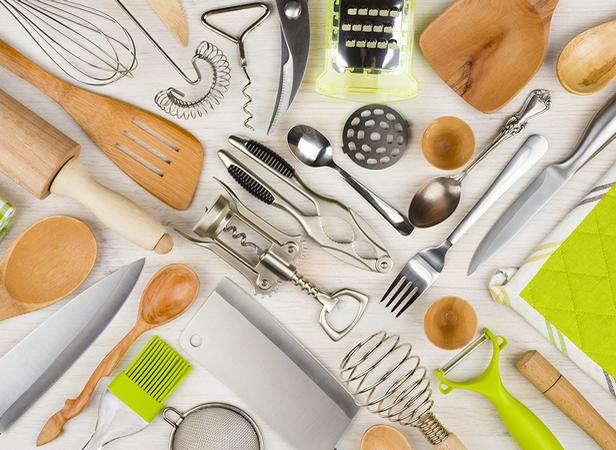 Как правильно хранить продукты и кухонные принадлежности на кухне